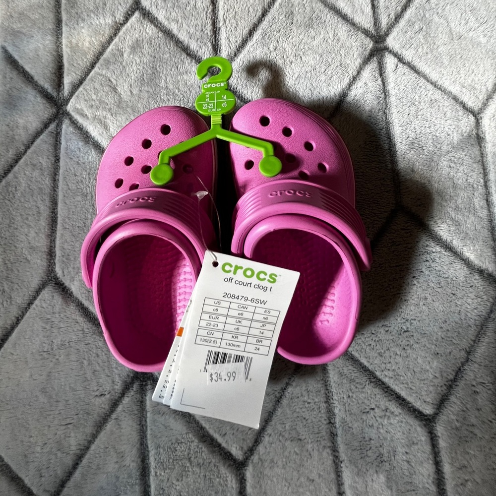 NWT Kids Pink Crocs